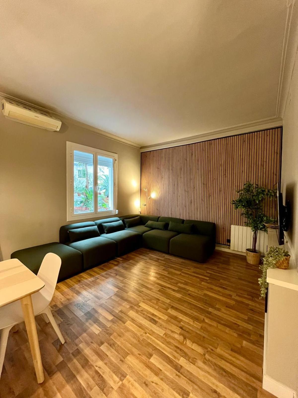 Sagrada Familia Secret Apartment บาร์เซโลนา ภายนอก รูปภาพ