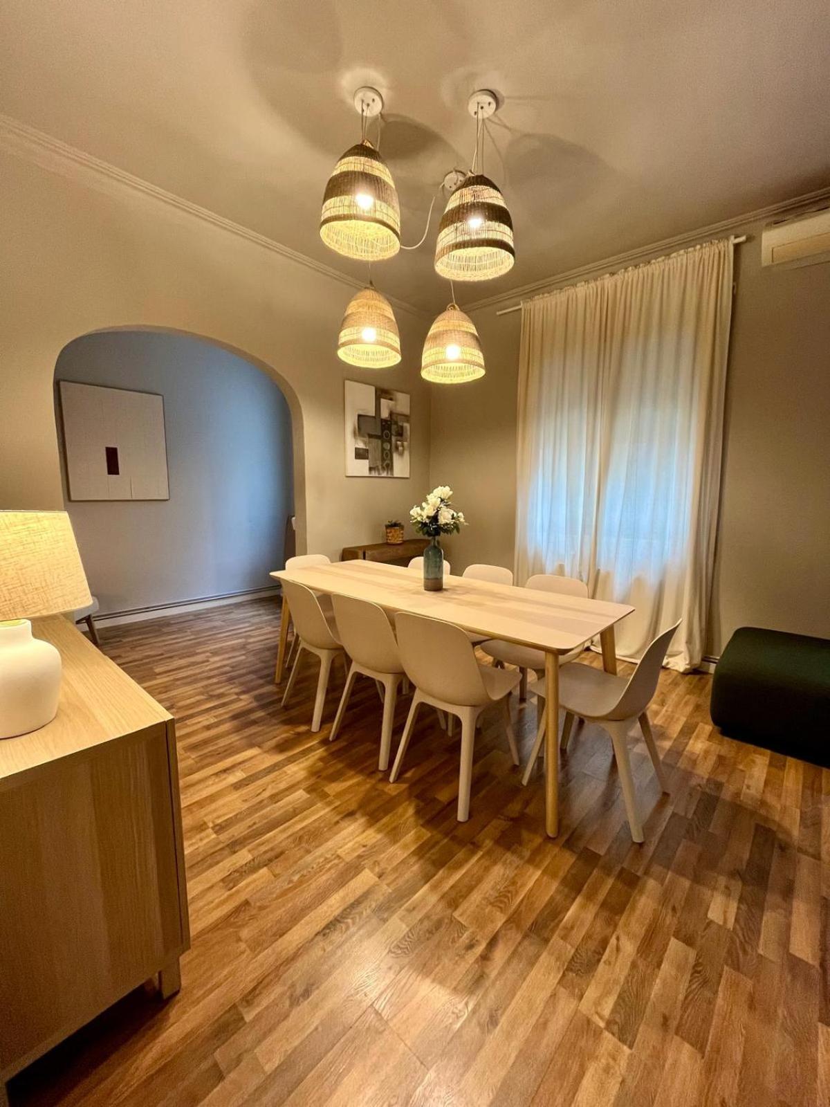 Sagrada Familia Secret Apartment บาร์เซโลนา ภายนอก รูปภาพ
