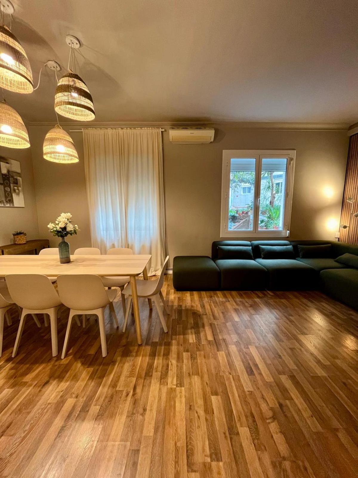 Sagrada Familia Secret Apartment บาร์เซโลนา ภายนอก รูปภาพ